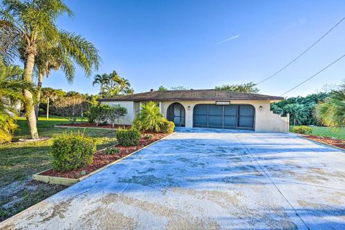 Bokeelia Retreat - Fishing Docks and Canals Nearby! in Bokeelia (FL) Bokeelia Retreat - Fishing Docks and Canals Nearby! in Bokeelia (FL)