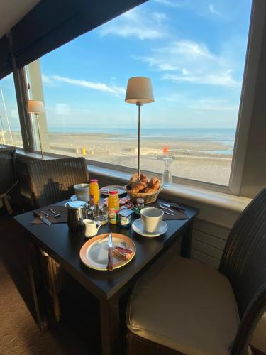 Food and beverages, Hotel De La Plage in Quiberville Food and beverages, Hotel De La Plage in Quiberville