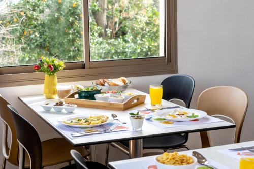 طعام و مشروبات, فندق ميتولا ترافيل (Metulla Travel Hotel) in ميتولة طعام و مشروبات, فندق ميتولا ترافيل (Metulla Travel Hotel) in ميتولة