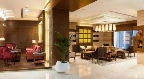 Előcsarnok, Warwick Dubai (Carlton Downtown Hotel) in Dubaj Előcsarnok, Warwick Dubai (Carlton Downtown Hotel) in Dubaj