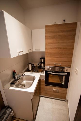Cocina, main Appartments in Kelsterbach Cocina, main Appartments in Kelsterbach