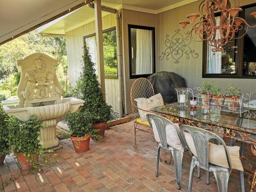 La Belle Vie Bed & Breakfast in Napieras La Belle Vie Bed & Breakfast in Napieras