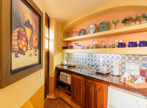 Kitchen, Hilton Grand Vacations Club Zihuatanejo in Zihuatanejo Kitchen, Hilton Grand Vacations Club Zihuatanejo in Zihuatanejo