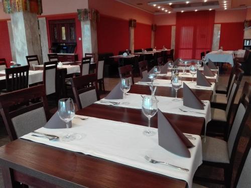 Restaurante, Hotel Festival in Opole Restaurante, Hotel Festival in Opole