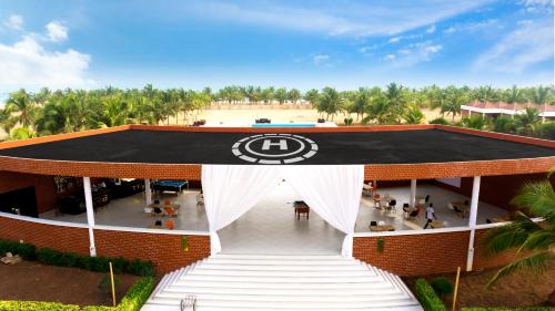 Vista exterior, Millenium Popo Beach Hotel in Mono Vista exterior, Millenium Popo Beach Hotel in Mono