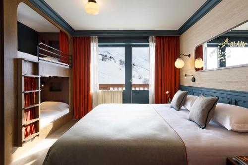 Ours Blanc Hotel & Spa in Saint-Martin-de-Belleville Ours Blanc Hotel & Spa in Saint-Martin-de-Belleville