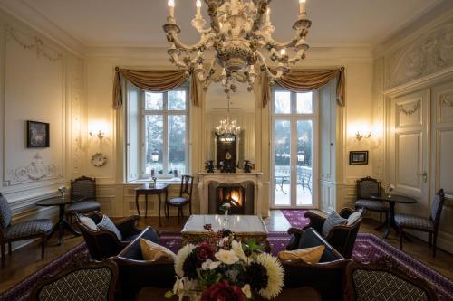 Vestíbulo, Hotel Belle Epoque in Baden-Baden Vestíbulo, Hotel Belle Epoque in Baden-Baden