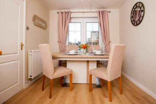 3 Bed Townhouse Stafford in Stafford 3 Bed Townhouse Stafford in Stafford
