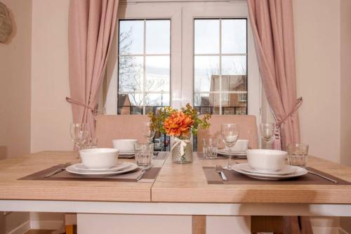 3 Bed Townhouse Stafford in Stafford 3 Bed Townhouse Stafford in Stafford