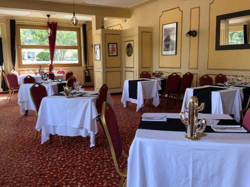 Étterem, Les 3 rois by YY in Villers-Bocage Étterem, Les 3 rois by YY in Villers-Bocage