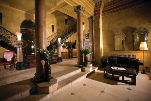 Lobby, Hotel du Vin Birmingham near Birmingham Town Hall Lobby, Hotel du Vin Birmingham near Birmingham Town Hall