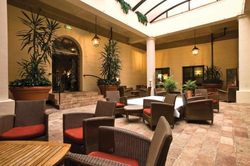Shared lounge/TV area, Hotel du Vin Birmingham near National SEA LIFE Centre Birmingham Shared lounge/TV area, Hotel du Vin Birmingham near National SEA LIFE Centre Birmingham