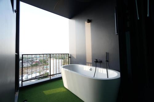 Facilities, Blu Monkey Hub and Hotel Chanthaburi in Chanthaburi Facilities, Blu Monkey Hub and Hotel Chanthaburi in Chanthaburi