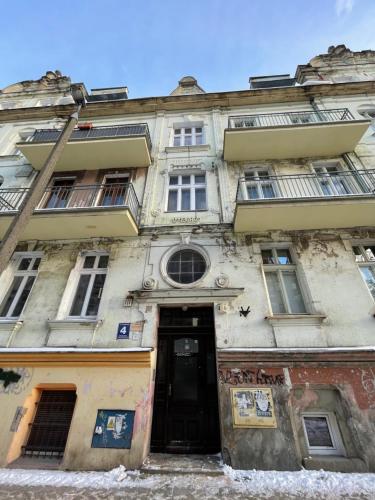 Ulaz, DK Premium Warmińska Secesja (DK Premium Warminska Secesja) in Olsztyn Ulaz, DK Premium Warmińska Secesja (DK Premium Warminska Secesja) in Olsztyn