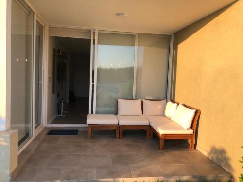 Balcony/terrace, Hermoso depto en Las Cruces con laguna artificial in Las Cruces Balcony/terrace, Hermoso depto en Las Cruces con laguna artificial in Las Cruces