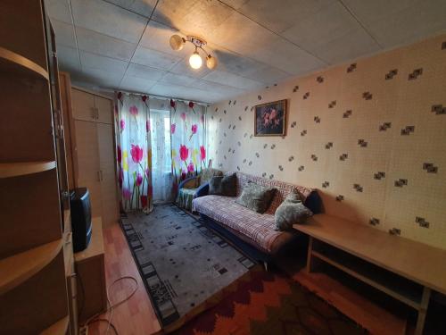 Александра Матросова 4 in Sverdlovsky Александра Матросова 4 in Sverdlovsky
