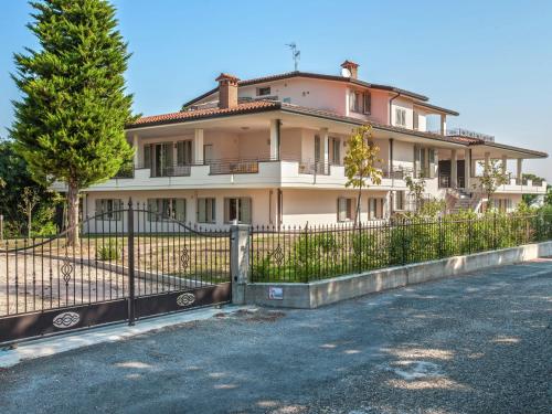Exterior view, Luxury apartment in Tavullia with Swimming Pool in Belvedere Fogliense Exterior view, Luxury apartment in Tavullia with Swimming Pool in Belvedere Fogliense