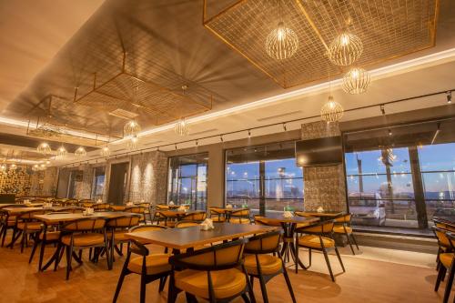 Restaurant, Elifim Resort Hotel in Gerede Restaurant, Elifim Resort Hotel in Gerede