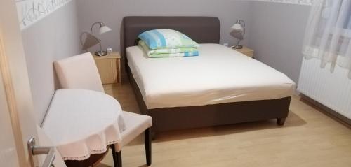 Radek Vendégház és Apartman (Radek Vendeghaz es Apartman) in ฮาลาสซี Radek Vendégház és Apartman (Radek Vendeghaz es Apartman) in ฮาลาสซี