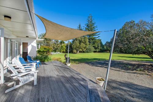 Tuš, Somerton - Waipu Holiday Home in Dargaville Tuš, Somerton - Waipu Holiday Home in Dargaville