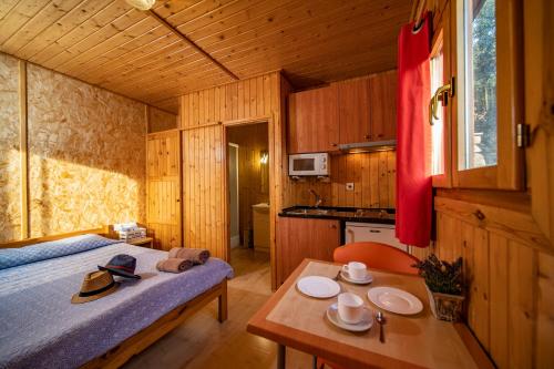 Camping Bungalow Serra de Prades Resort in Vilanova de Prades Camping Bungalow Serra de Prades Resort in Vilanova de Prades