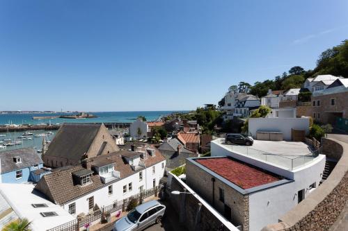 Widok, Porthole Suites in Saint Aubin Widok, Porthole Suites in Saint Aubin