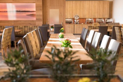 Étterem, Gasthof zur Linde in Sankt Andra Bei Frauenkirchen Étterem, Gasthof zur Linde in Sankt Andra Bei Frauenkirchen