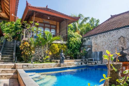 Swimming pool, Oka 7 Bungalow in Nusa Lembongan Swimming pool, Oka 7 Bungalow in Nusa Lembongan