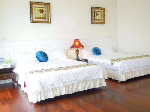 This photo about Full Sun House - Peng's Family shared on HyHotel.com