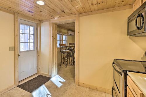 Quaint Appalachian Getaway about 2 Mi to Boone! in Marion (NC) Quaint Appalachian Getaway about 2 Mi to Boone! in Marion (NC)