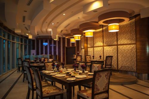 레스토랑, Jacaranda Heights in 라왈핀디 레스토랑, Jacaranda Heights in 라왈핀디