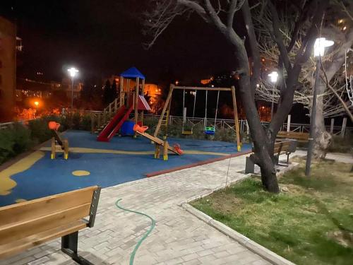 Apartment Delisi with children's playground