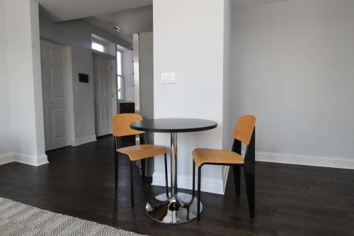 Facilities, Updated West Town 2BR with Full Kitchen by Zencity in Wicker Park Facilities, Updated West Town 2BR with Full Kitchen by Zencity in Wicker Park