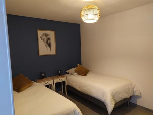 Studio Les chambres de la source - Milouin in City Center Studio Les chambres de la source - Milouin in City Center