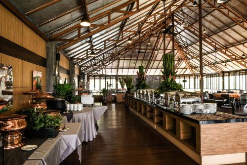 Restaurant, JSI Resort in Cisarua Restaurant, JSI Resort in Cisarua