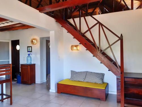 Įėjimas, 3 bedrooms house at Cap Skirring 50 m away from the beach with sea view furnished terrace and wifi in Cap Skirring Įėjimas, 3 bedrooms house at Cap Skirring 50 m away from the beach with sea view furnished terrace and wifi in Cap Skirring