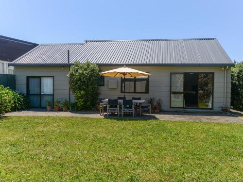 Bach 112 - Waimarama Holiday Home in ไวมารามา Bach 112 - Waimarama Holiday Home in ไวมารามา