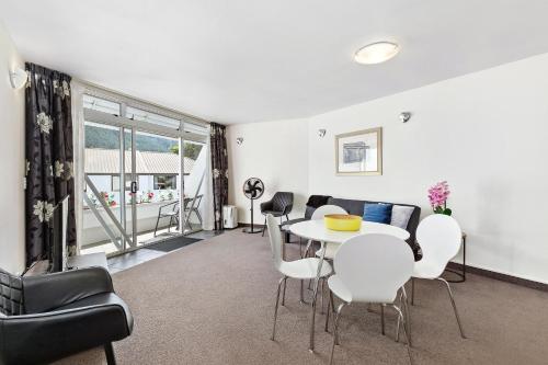 Amity Serviced Apartments in Queenstown Amity Serviced Apartments in Queenstown