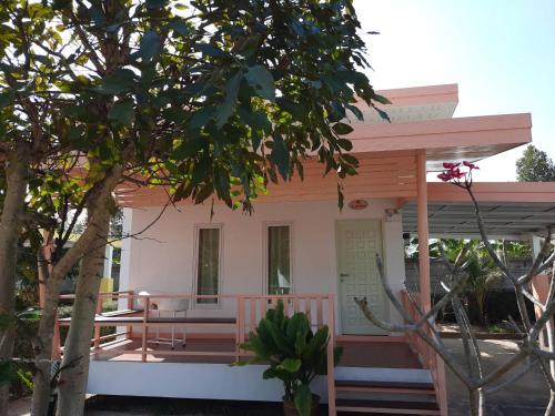 The luxury in Sawang Daen Din The luxury in Sawang Daen Din