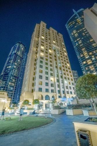Entrance, Suha JBR hotel apartments , Jumeriah Beach Residences in Dubai Marina Entrance, Suha JBR hotel apartments , Jumeriah Beach Residences in Dubai Marina