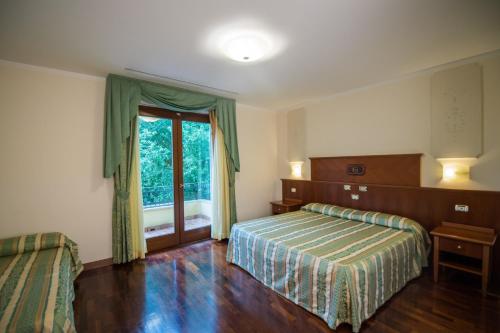 Hotel Le Grotte in Genga Hotel Le Grotte in Genga