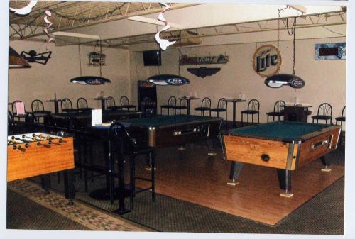 Pub/Lounge, Will Rogers Inn in Claremore Pub/Lounge, Will Rogers Inn in Claremore
