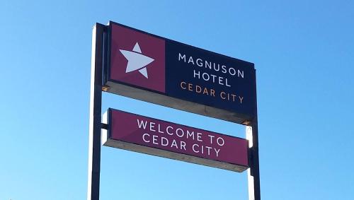 Exterior view, Magnuson Hotel Cedar City in Cedar City (UT) Exterior view, Magnuson Hotel Cedar City in Cedar City (UT)