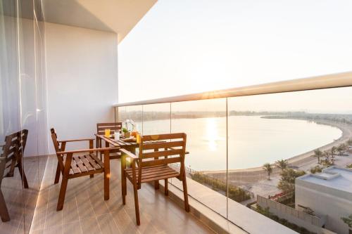 Balcony/terrace, Live in the middle of Lagoons and Sea in Ras Al Khaimah Balcony/terrace, Live in the middle of Lagoons and Sea in Ras Al Khaimah