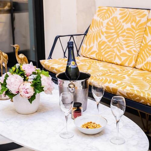 George Washington Hotel in 8th - Champs Elysees George Washington Hotel in 8th - Champs Elysees