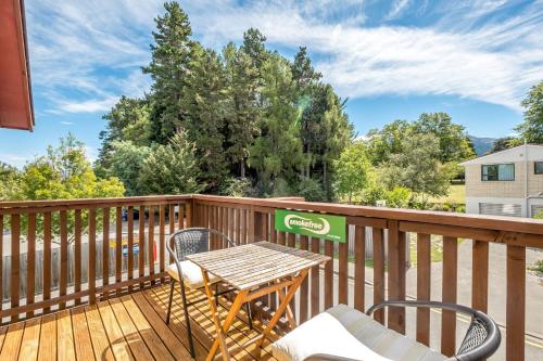 Kakapo Lodge in Hanmer Springs Kakapo Lodge in Hanmer Springs