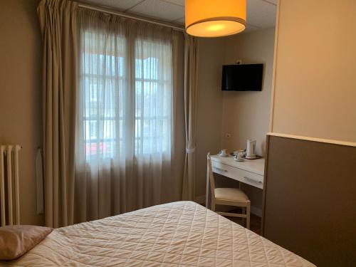 Au Vieux Puits in Villers-Bocage Au Vieux Puits in Villers-Bocage