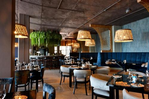 Restaurant, Diaz Hotel and Resort in Mossel Bay Restaurant, Diaz Hotel and Resort in Mossel Bay
