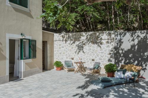 บริการและสิ่งอำนวยความสะดวก, Ivino in โอมิส บริการและสิ่งอำนวยความสะดวก, Ivino in โอมิส