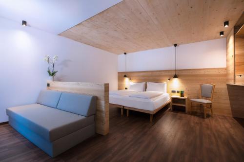 HOTEL B&B MARILENA in 利維納隆戈 HOTEL B&B MARILENA in 利維納隆戈